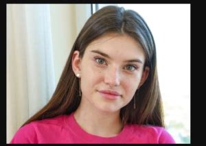 Ava Rose Bio, Age, Career, Net Worth, Boyfriend & More